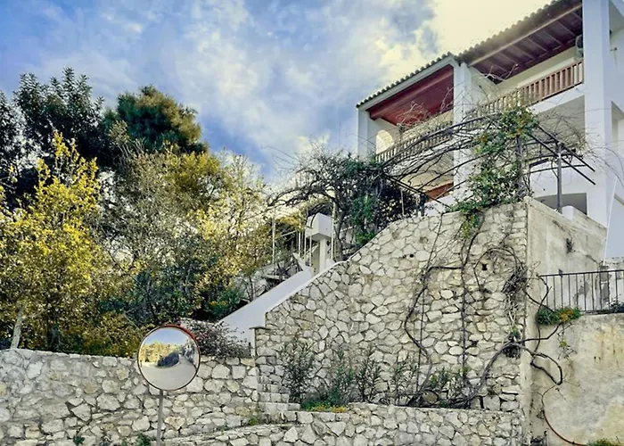 Casa Bianca Elegant House Near Beach