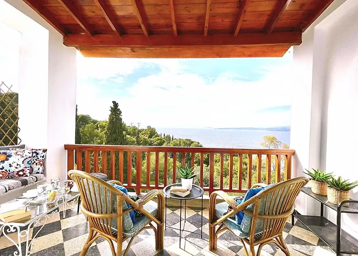 Casa Bianca Elegant House Near Beach