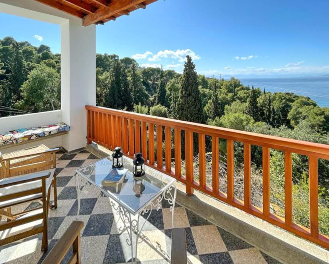 Casa Bianca Elegant House Near Holiday home Ligoneri