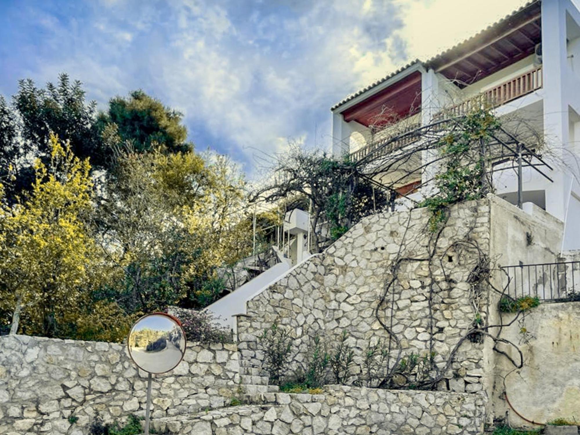 Holiday home Casa Bianca Elegant House Near